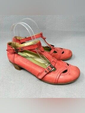 Coral Leather Women's Shoes